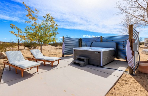 Landers House | The GOAT Desert Experience