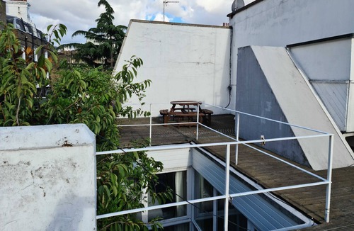 Queen's Gate House | The Harrods Mews - Modern 4BDR Mews Home with Rooftop Terrace & Garage
