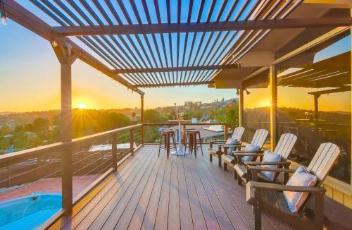 Mount Helix House | The Helix House - Pool & Mountain Views