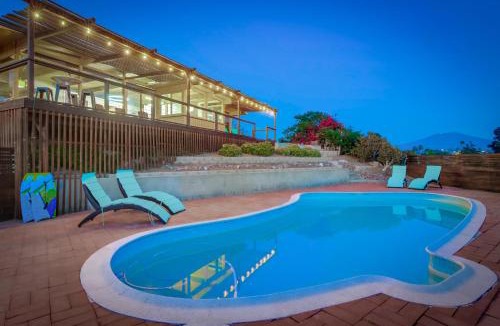 Mount Helix House | The Helix House - Pool & Mountain Views