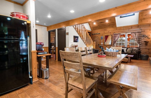 Big Bear City Cabin | The Holiday Cabin - with Hot Tub & EV Charging
