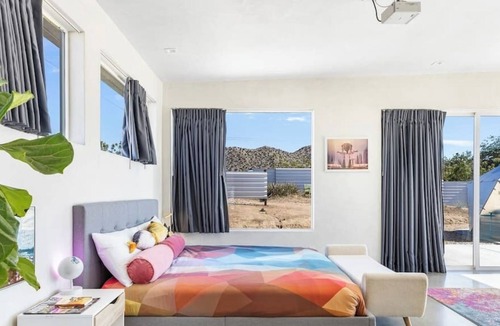 Pioneertown House | The Infinity House - POOL, SPA, SAUNA !