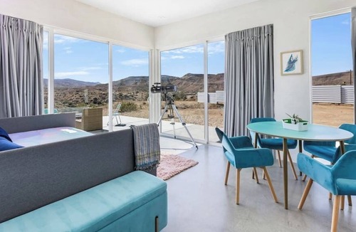 Pioneertown House | The Infinity House - POOL, SPA, SAUNA !
