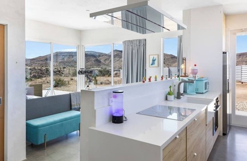 Pioneertown House | The Infinity House - POOL, SPA, SAUNA !