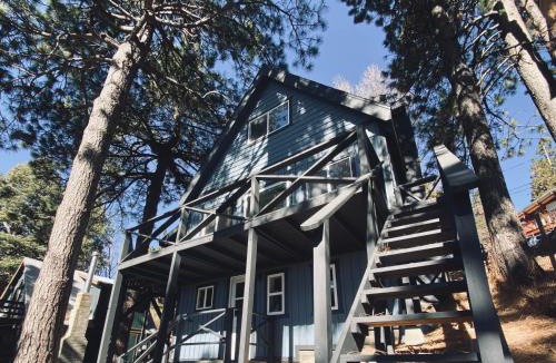 Running Springs House | The Inspo Cabin with Stunning View