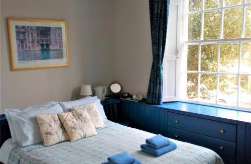 Inchbrook House | The Laurels At Inchbrook