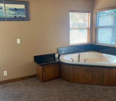 Oroville East House | The Legend Home