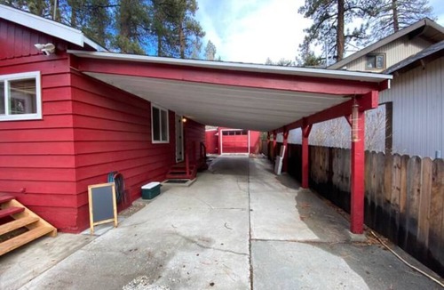 Fawnskin Cabin | "The Little Red Cabin" Big Bear/Fawnskin