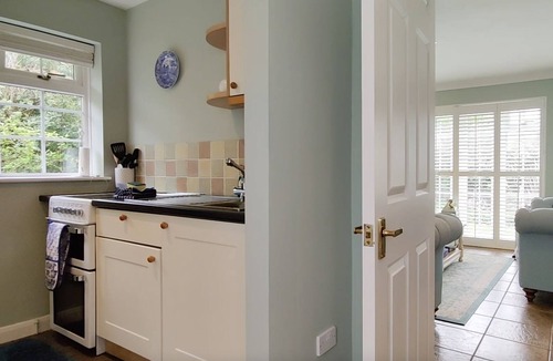 Sway Cottage | The Lodge is a peaceful retreat at Rushcroft Farm in the beautiful New Forest.