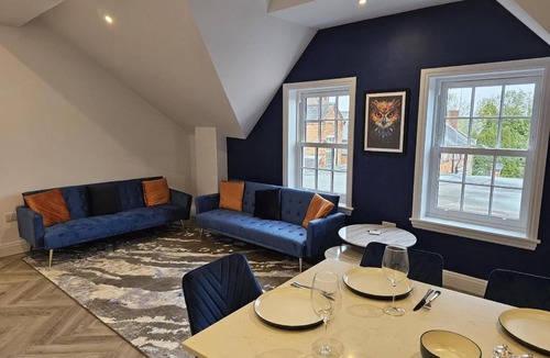 Redditch Apartment | The Loft, FlatA, Redditch