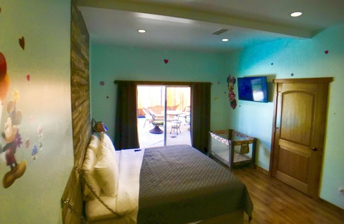 Anaheim Colony Historic District House | The Magic Forest House -LUXURY 5 Star Vacation Home-Memories to last a lifetime