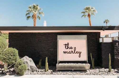 Warm Sands Hotel | The Marley by AvantStay Mid-Century Modern Retreat with Pool & Mountain Views