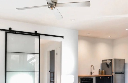 Meiners Oaks Apartment | The Meiners Daughter - Beautiful Modernist 1 Bed