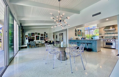 Vista Las Palmas House | The Modern Rose - Vista Las Palmas Mid-Century Mod Stunning Design