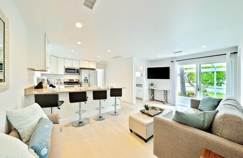 Sunset Beach House | The Oasis · "The Oasis" Sunset Beach, 5 houses from the sand