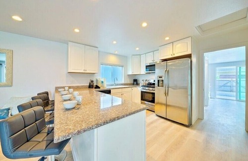 Sunset Beach House | The Oasis · "The Oasis" Sunset Beach, 5 houses from the sand