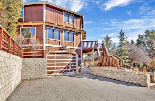 Whispering Forest House | The Octagon Big Bear~ Hot Tub~ Pool Table~Views