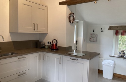 Carnforth Cottage | THE OLD STABLES, pet friendly, with open fire in Kirkby Lonsdale
