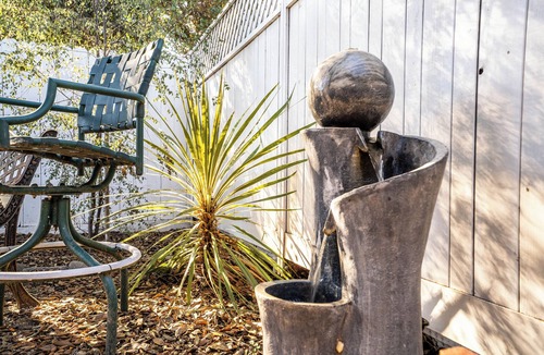 Meiners Oaks Apartment | The Olive Studio - Charming Apt. in Ojai