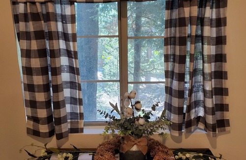 Twin Peaks Cabin | The Overlook Nook at The Twin Peaks Lodge