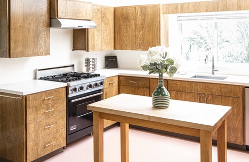 Araby Commons Villa | The Peach Residence