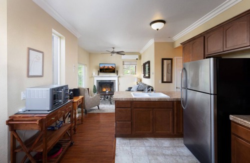 Crestline House | The Perch | Majestic Views | Lake | Vistas