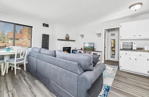 Big Bear Lake House | The Poppy 692