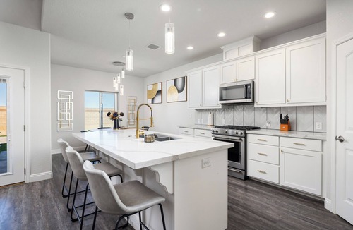 Ridgecrest House | The Premier- 3BD/2BTH Home in Ridgecrest
