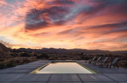 Pioneertown House | The Raven By The Cohost Company