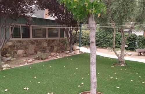 Kernville Cabin | The Rock House: Cozy cabin right on the river!