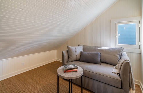 East Beach House | The Sea Captain's Loft - West Beach Charm