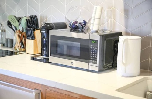 Eagle Rock Apartment | The Suite On York (Private Studio In Eagle Rock)