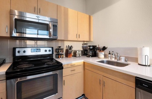 Downtown Apartment | The Sunstone - Panoramic Ocean Beach View Gorgeous Sunsets Right on the Sand