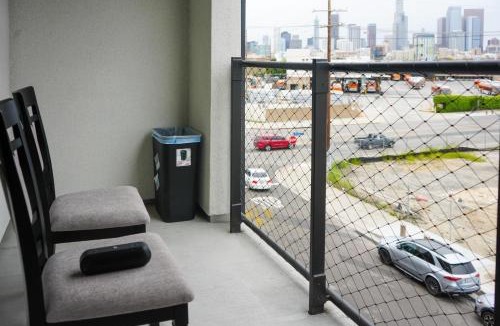 Arts District Apartment | The Upper Rooms