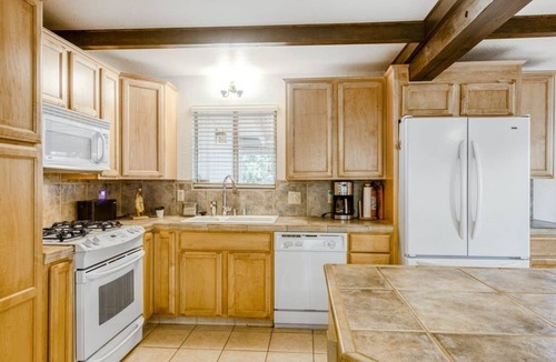 Groveland House | The Valley View: Pine Mountain Lake Cabin 4 Bedroom Home by RedAwning
