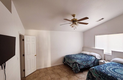 Porterville House | The Villa 232 - 5bedroom/6Beds/2MasterBedrooms/3Bath w/ Pool