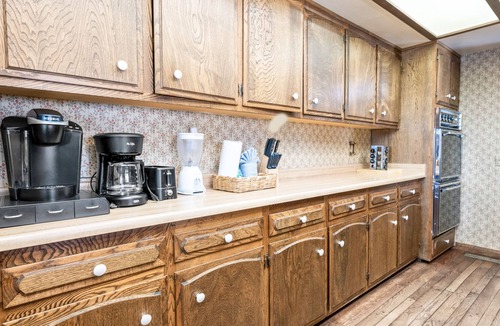 Patton House | The Voges' Lake House - Sleeps 14 - 8 Adults Max. Lakefront, Dock, BBQ