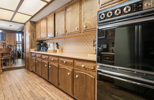 Patton House | The Voges' Lake House - Sleeps 14 - 8 Adults Max. Lakefront, Dock, BBQ