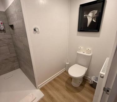 Bedworth Bed & Breakfast | The Waterfront Lodges
