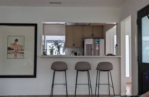 Del Aire House | The West End