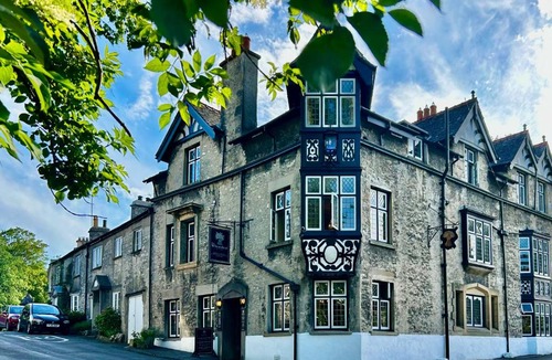 Beetham Hotel | The Wheatsheaf at Beetham