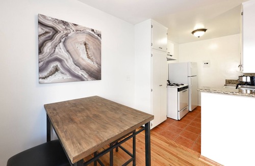 Hollywood Apartment | The Wilcox #2
