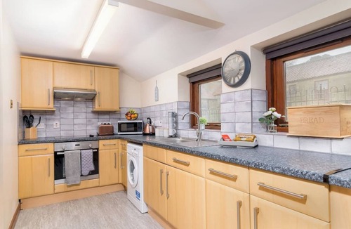 Briggswath Cottage | This cottage is a 2 bedroom(s), 1 bathrooms, located in Whitby, N Yorks.