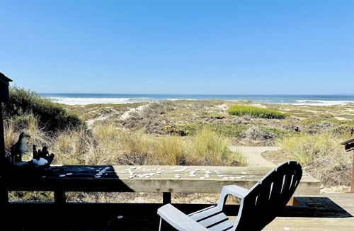 Castroville House | Three Vases Beach House at the Dunes
