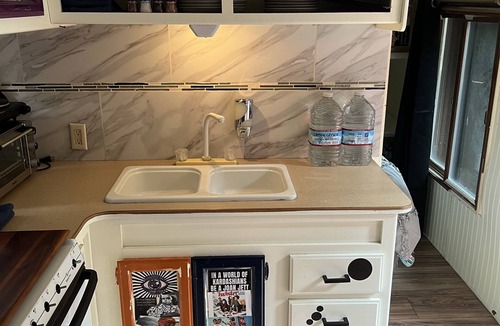 Soquel Apartment | Tiny Art House in the Santa Cruz Mountains