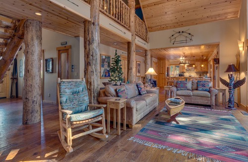 Tahoma House | Tippy Canoe By Tahoe Getaways - W Shore 4 BR w Hot Tub & Sauna