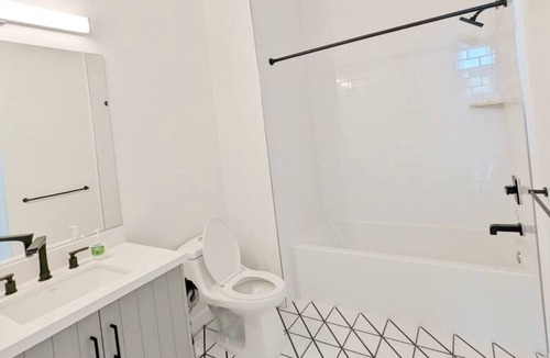 Chatsworth Apartment | Top Floor: Pool, Jacuzzi, Sauna, Steam, Game Room