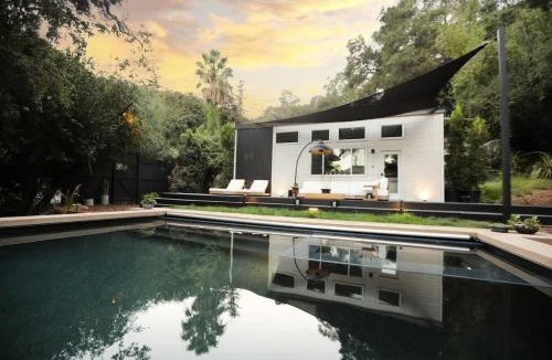 Fernwood House | Topanga Canyon Oasis by Colby & Conrad