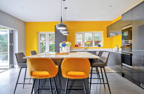 Instow House | Torbrook House Luxury villa Instow Estuary views, spacious Sun Deck & 5 Bedrooms