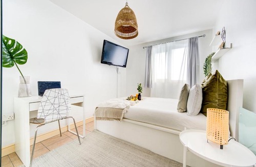 Shadwell Apartment | TOWER BRIDGE large 2 bed 2 baths
